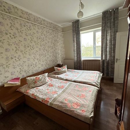 Дом Жени И Люды Hotel Zhabagly Luaran gambar