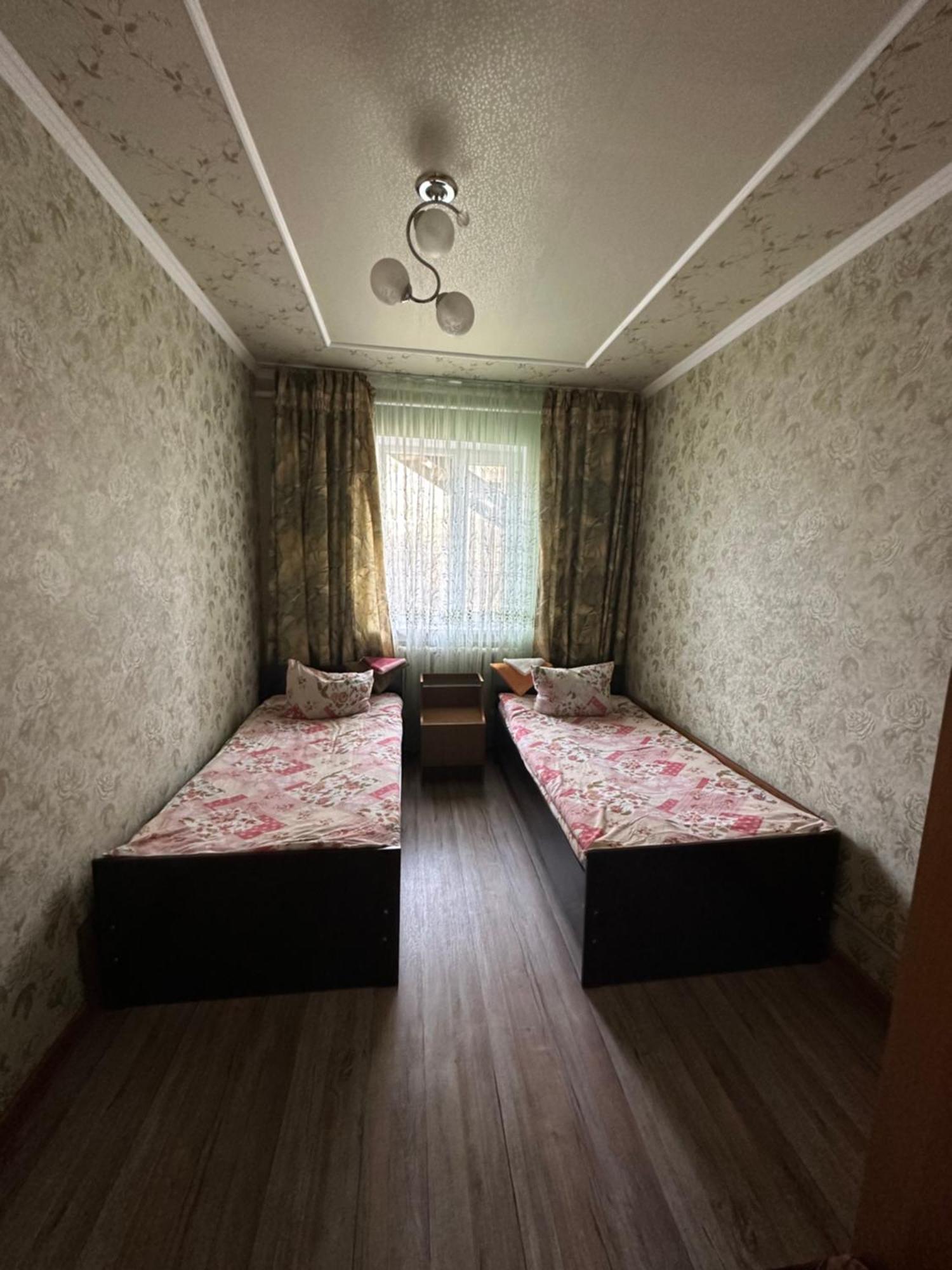 Дом Жени И Люды Hotel Zhabagly Luaran gambar