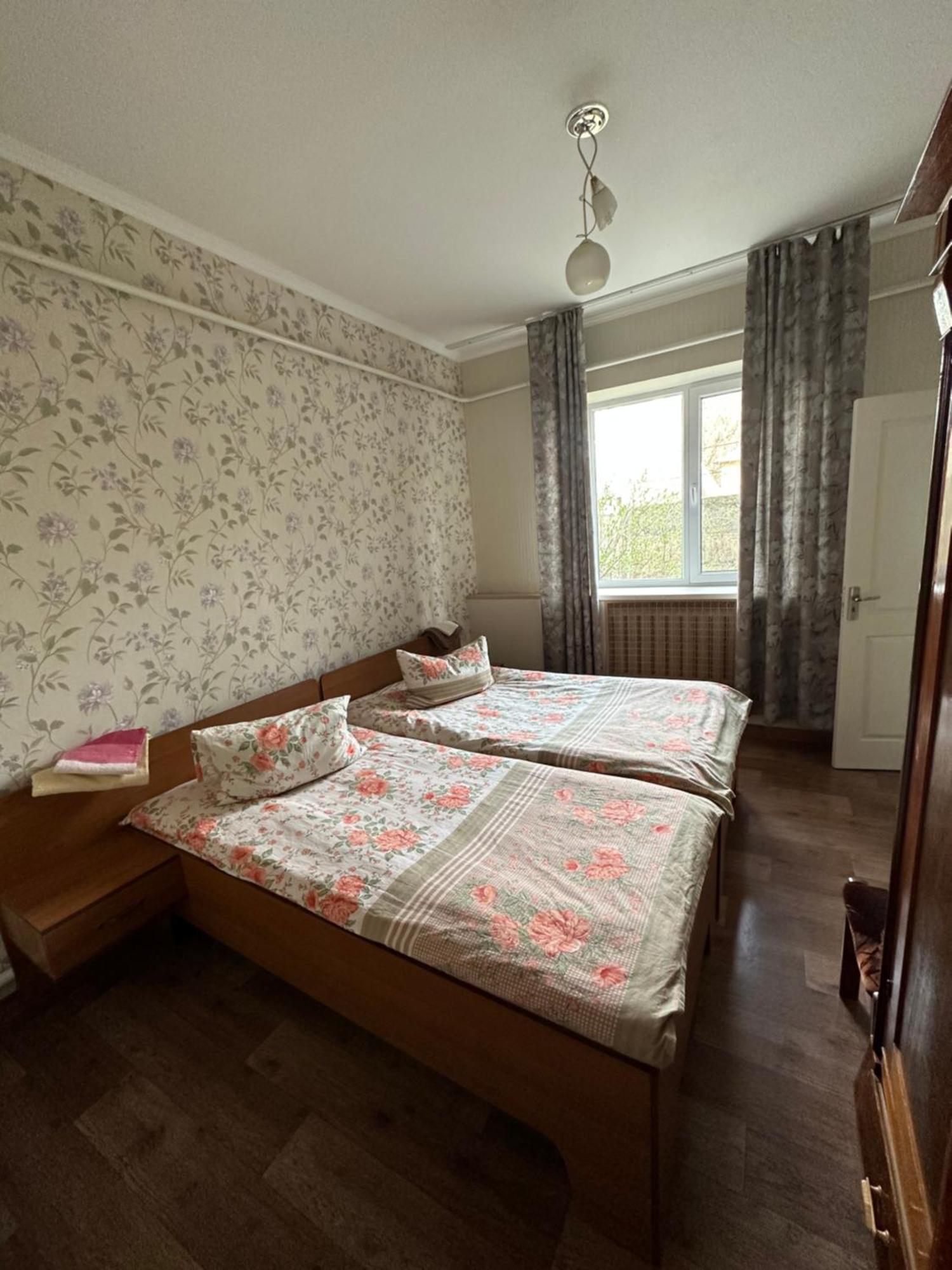 Дом Жени И Люды Hotel Zhabagly Luaran gambar